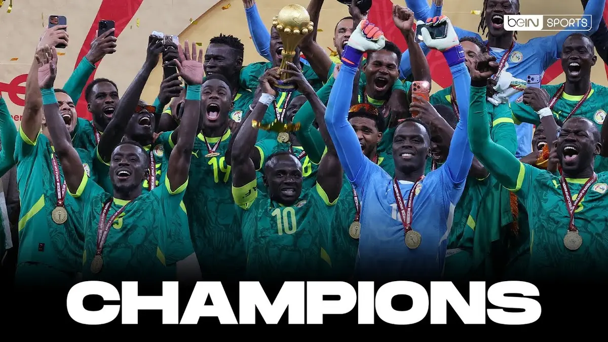 Sénégal champion d’Afrique : une parade populaire historique à Dakar (vidéo)