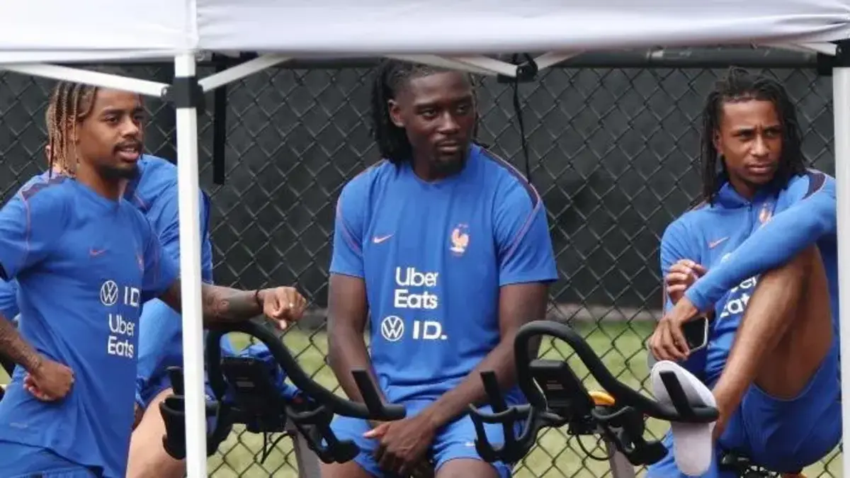 Coupe du monde 2026 : Olise, Koné et Barcola échappent à la suspension