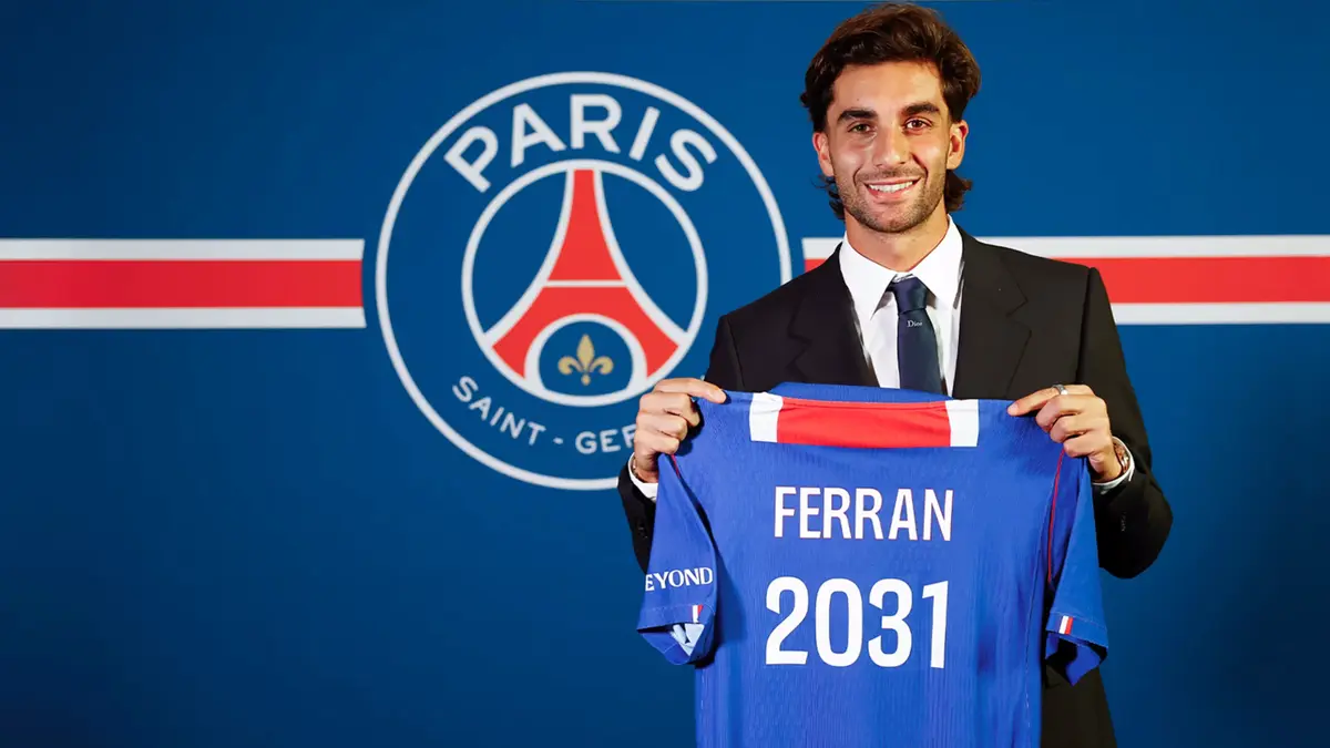 Ferran Torres rejoint le PSG pour 50 M€ et portera le numéro 9 (officiel)